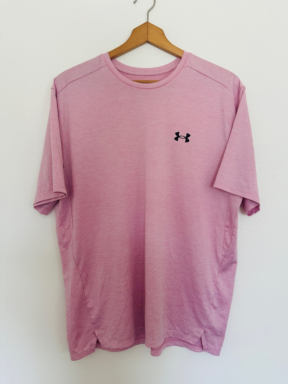 Under Armour UA Tech Vent Short Sleeve Gym Shirt Pink L